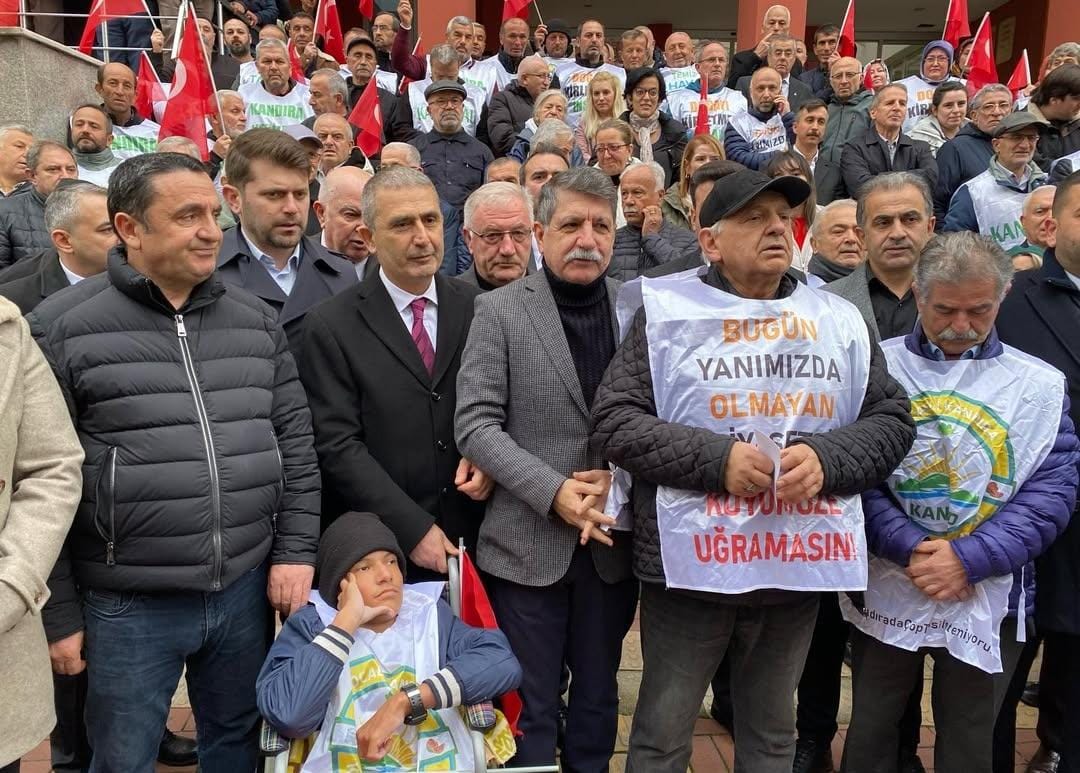 Kandıra’daki Çöp Tesisi Tartışmasına İyi̇ Parti’den Tepki! “Bugün 300’Üz, Yarın 10 Bin Olacağız!” (3)