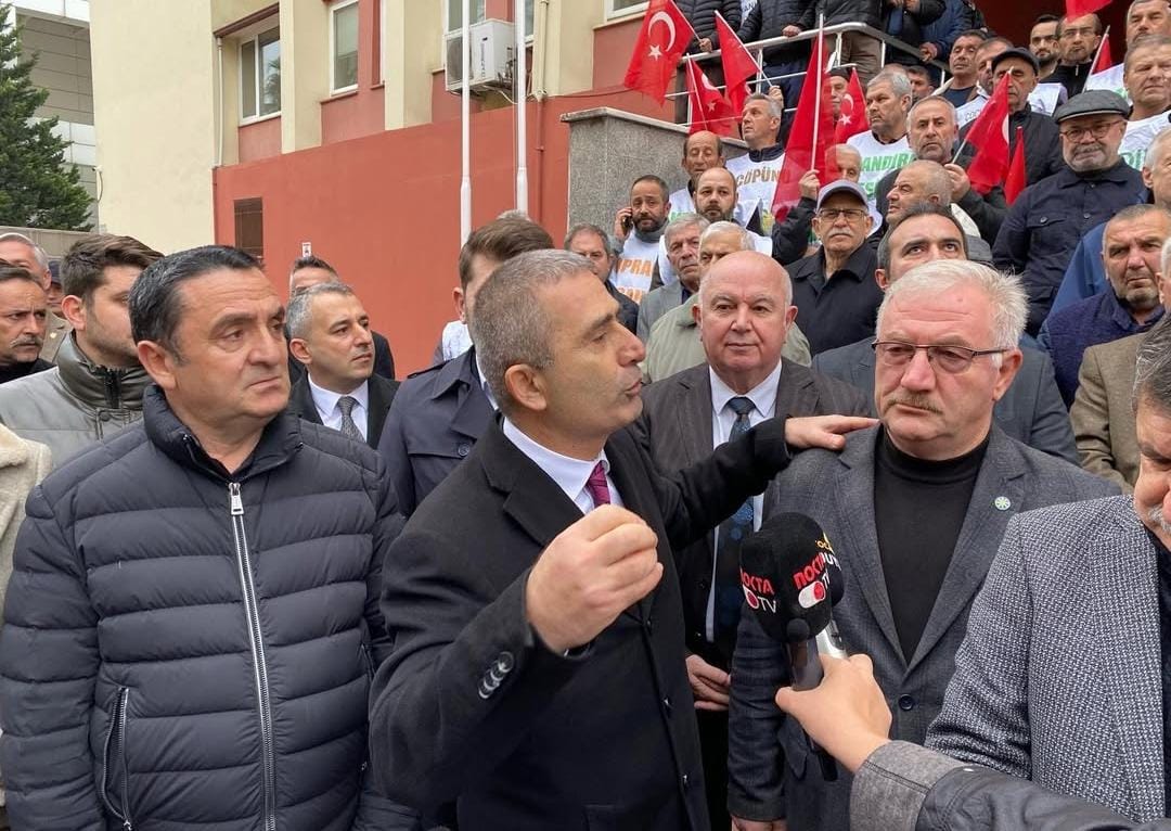 Kandıra’daki Çöp Tesisi Tartışmasına İyi̇ Parti’den Tepki! “Bugün 300’Üz, Yarın 10 Bin Olacağız!” (4)