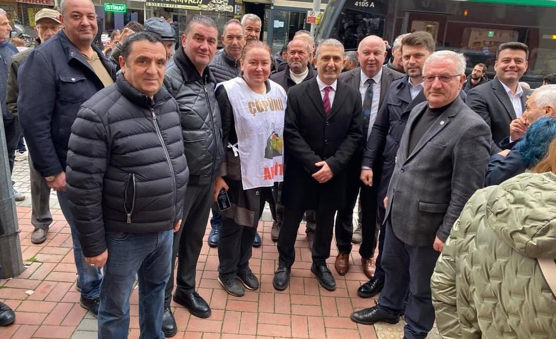 Kandıra’daki Çöp Tesisi Tartışmasına İyi̇ Parti’den Tepki! “Bugün 300’Üz, Yarın 10 Bin Olacağız!” (7)