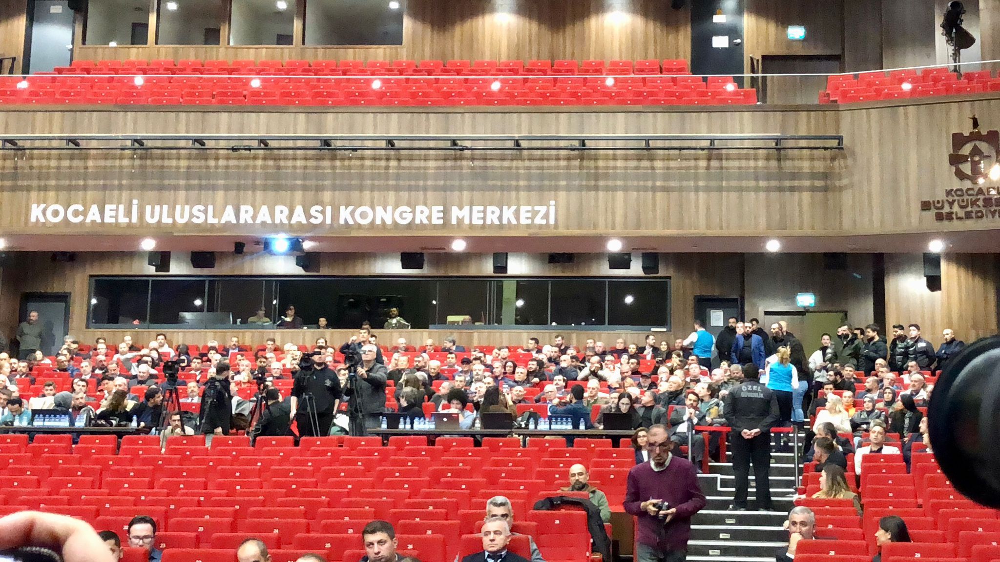 Kandıralılar Salonda 2