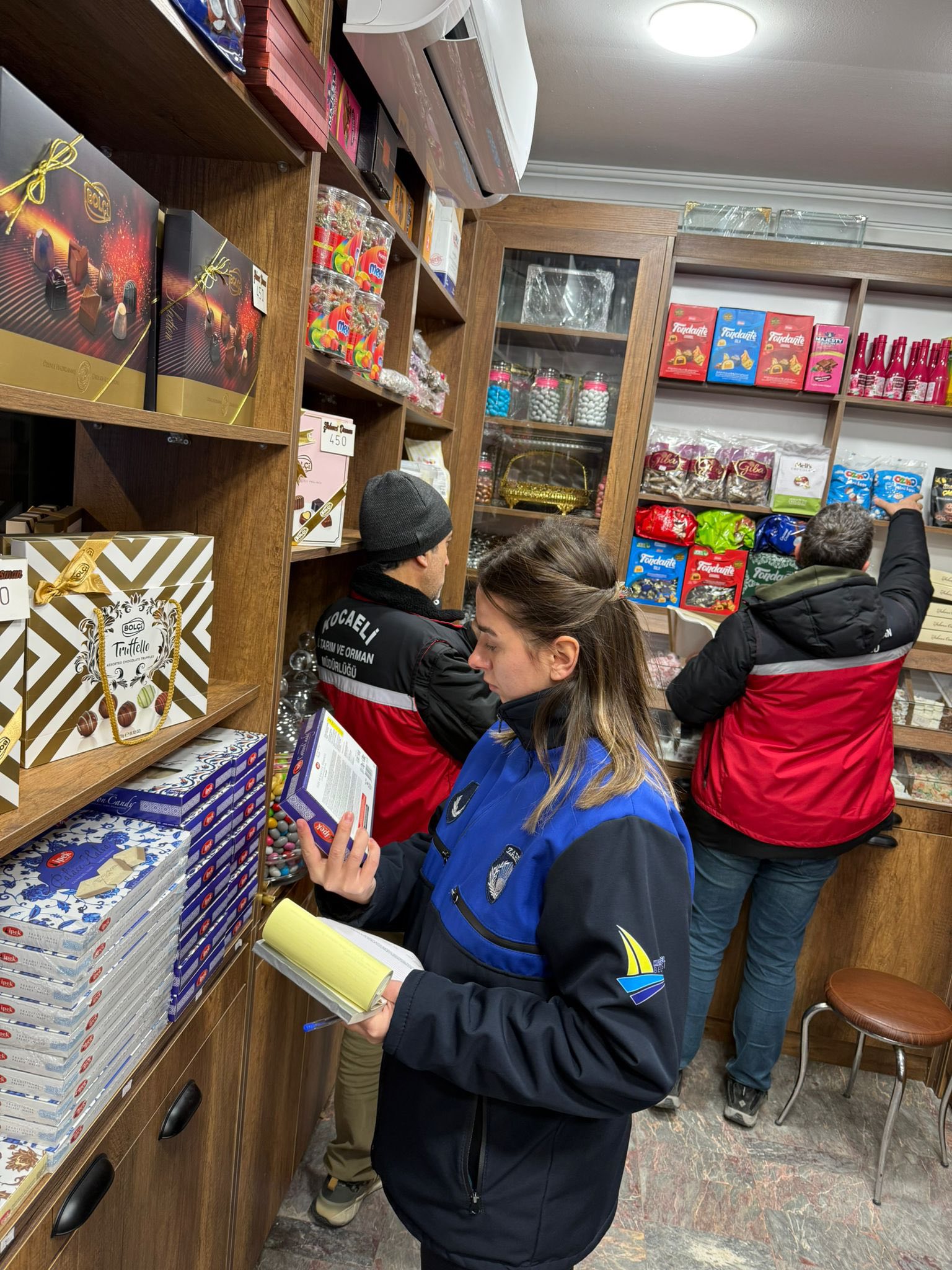 Karamürsel'de Yılbaşı Öncesi Fırın Ve Marketlere Sıkı Denetim (1)