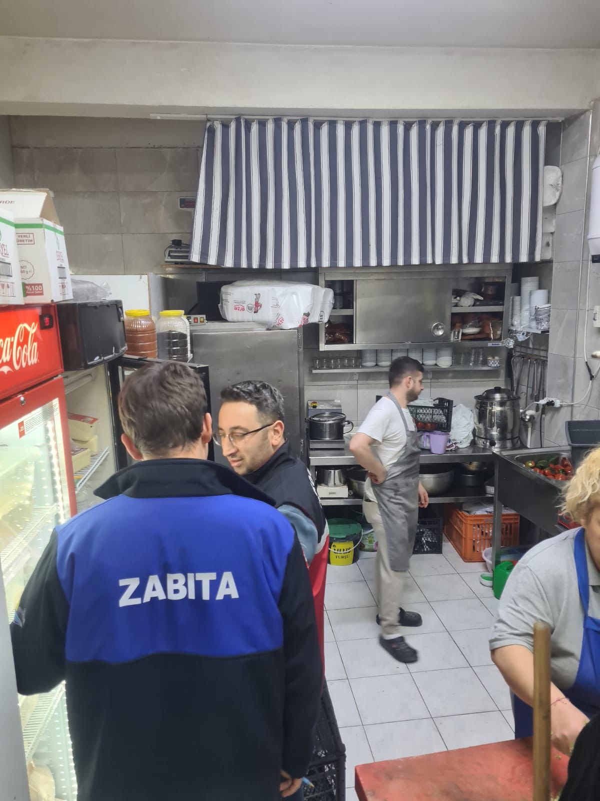 Karamürsel'de Yılbaşı Öncesi Fırın Ve Marketlere Sıkı Denetim (7)