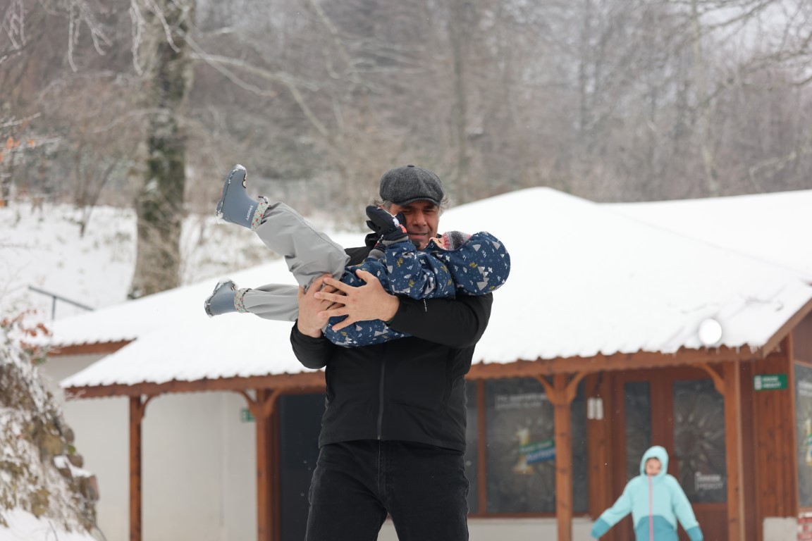 Kartepe Belediyesi Mesire Alanı, Kışın Beyaz Büyüsünü Ücretsiz Sunuyor 2