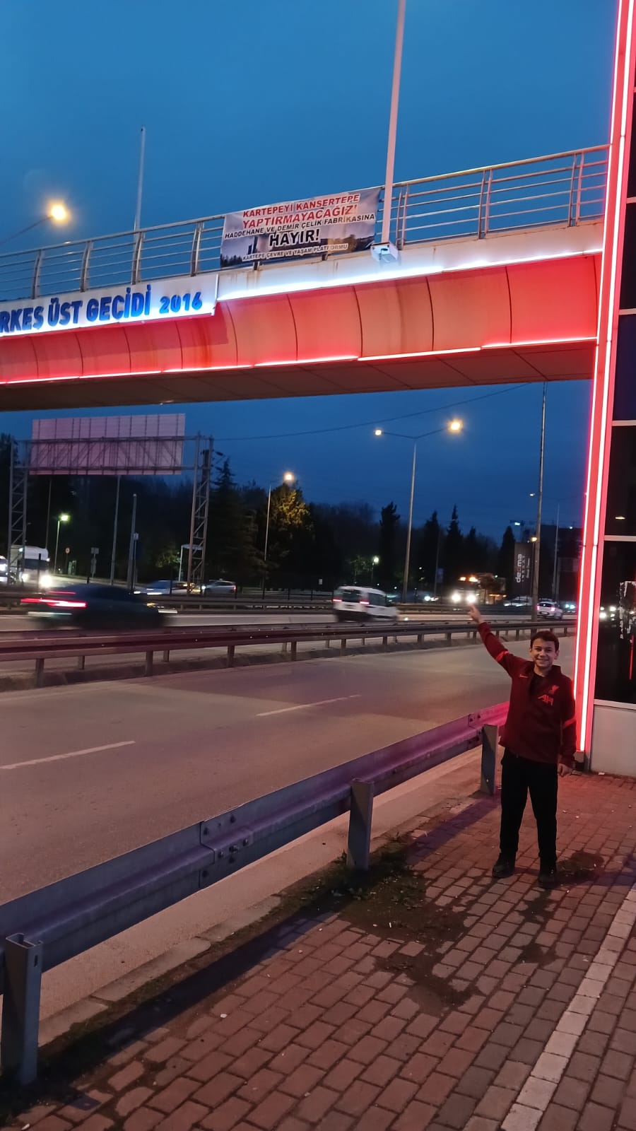 Kartepe Çevre Ve Yaşam Platformu’ndan Afiş Tepkisi! “Kim İndiriyorsa Mertçe Söylesin”-1