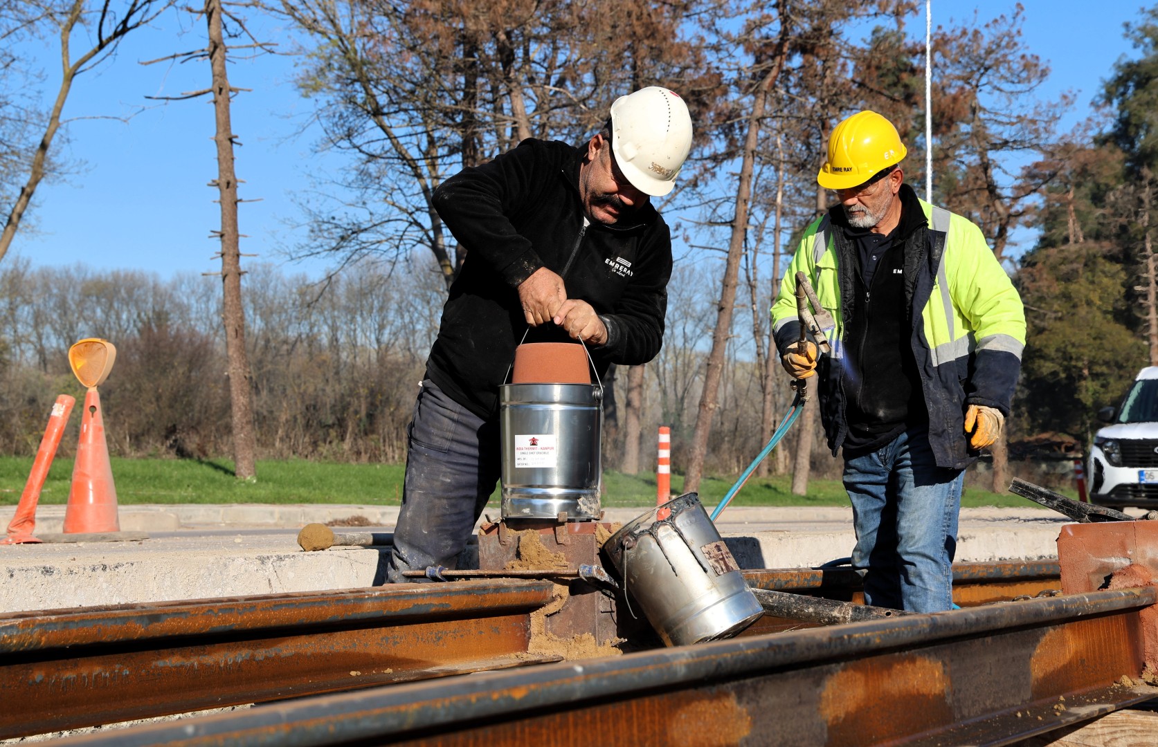Kartepe Tramvay Hattı’nda İlk Kaynak Gerçekleştirildi 1