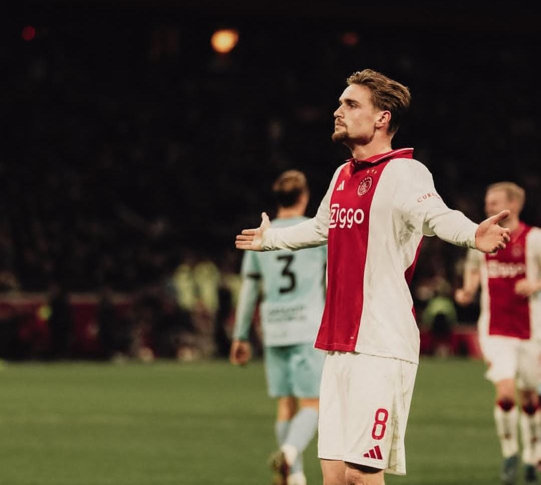 Kenneth Taylor Kimdir, Mevkisi Ne, Fenerbahçe’ye Transfer Olacak Mı (4)