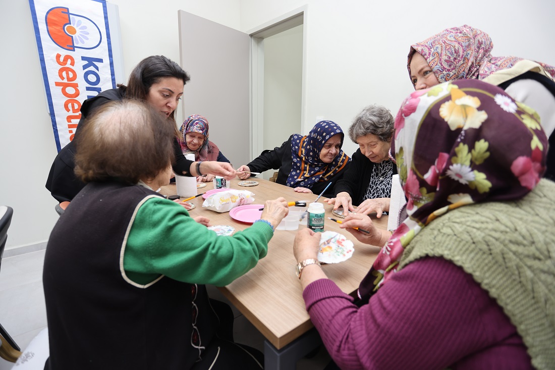Ko Mek Vefası Kocaeli Huzurevi’nde Gönülleri Isıttı 2