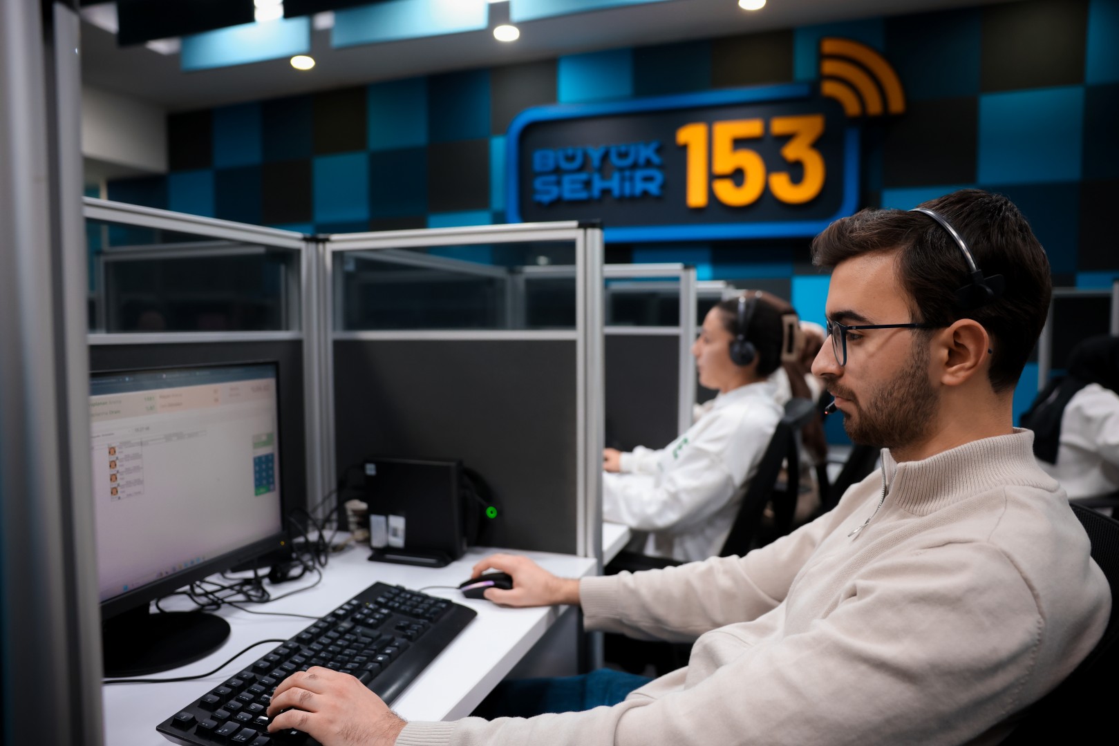 Kocaeli 153 Çağrı Merkezi 2025’Te 970 Bin Vatandaşa Ulaştı 2