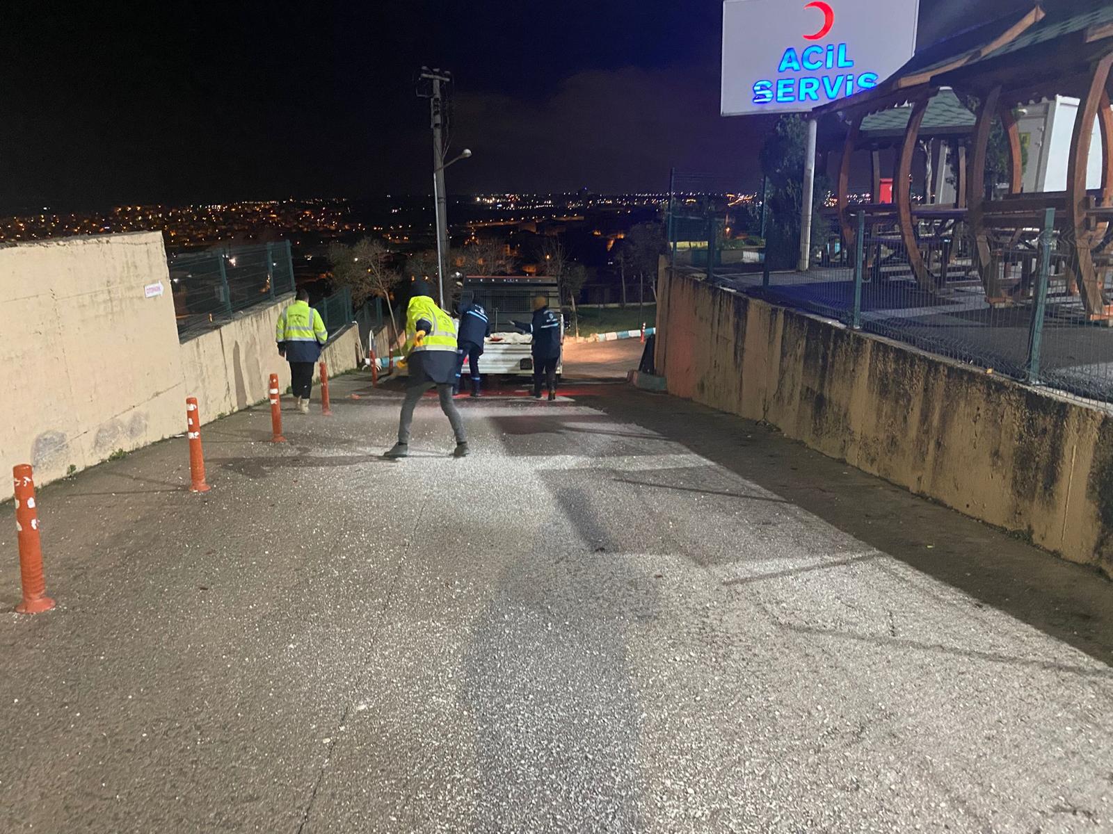 Kocaeli Büyükşehir’den Buzlanmaya Karşı Kent Genelinde Yoğun Önlem (3)