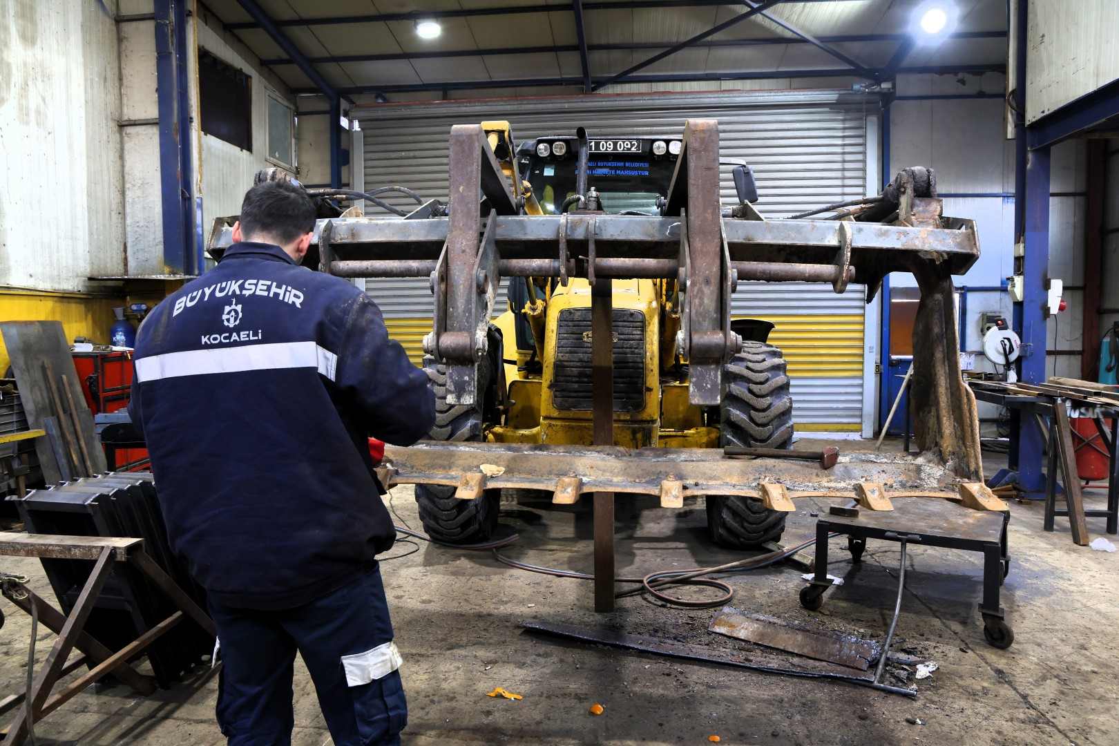 Kocaeli Büyükşehir’in Araç Atölyesi Tasarrufla İşliyor 4