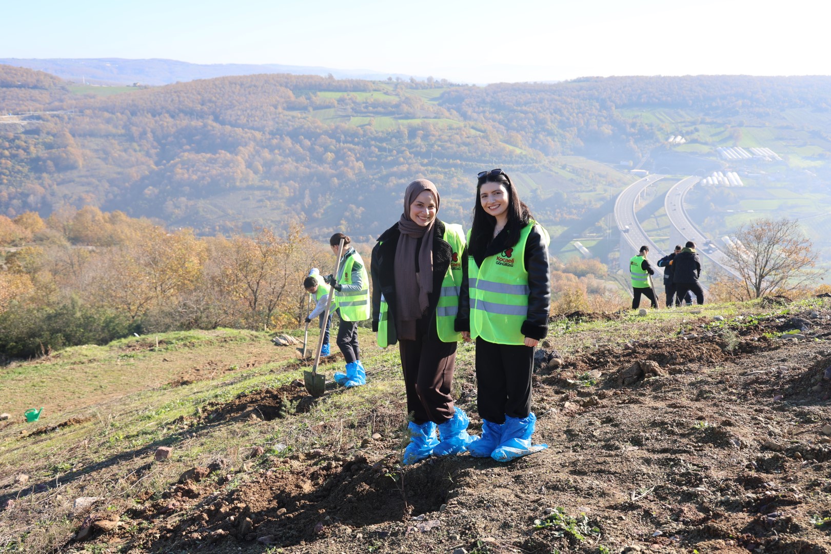 Kocaeli Gönüllüleri 250 Fidanla Sepetçi’yi Yeşillendirdi (8)