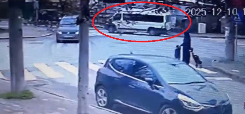 Kocaeli'de 10 Yaşındaki Miraç'ın Hayatını Kaybettiği Kaza Anı Görüntüleri Ortaya Çıktı! 02-1