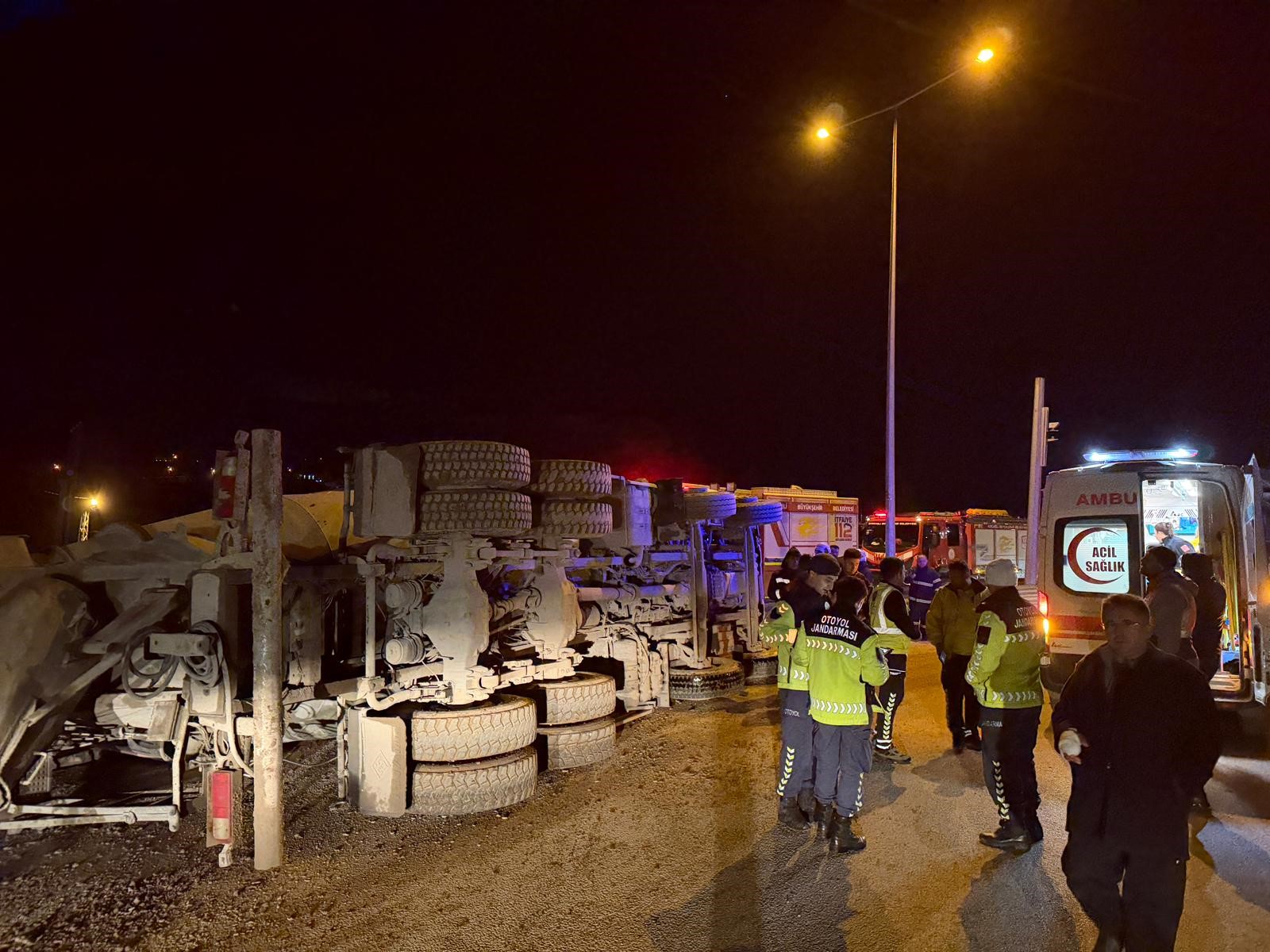 Kocaeli'de Kuzey Marmara Otoyolu'nda Kaza! 07