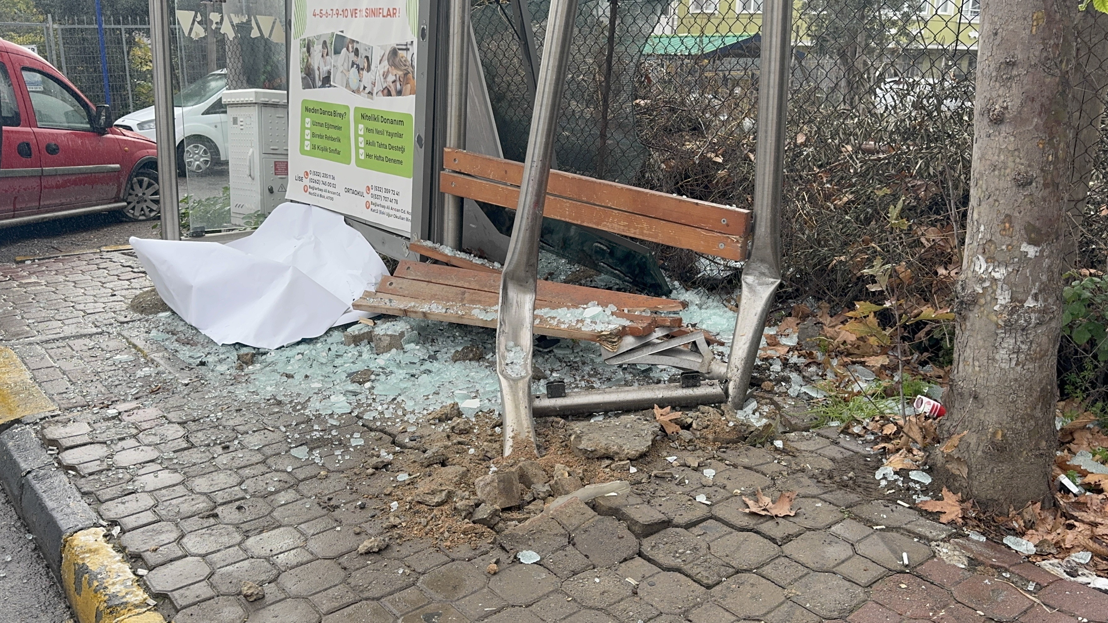 Kocaeli'de Sürücüsüz Araç Paniğe Neden Oldu! 03