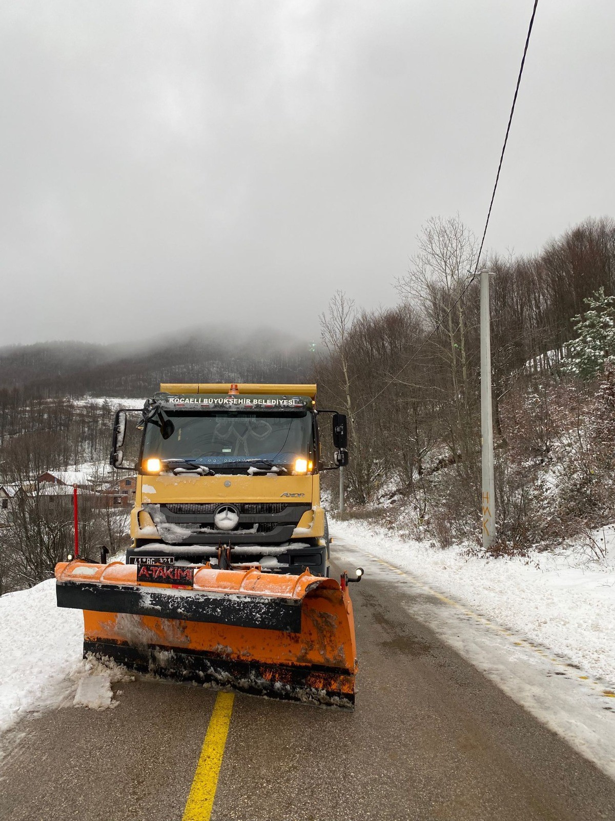 Kocaeli’de Yüksek Kesimlerde Kar Etkisini Sürdürüyor 1.200 Personel Sahada (5)