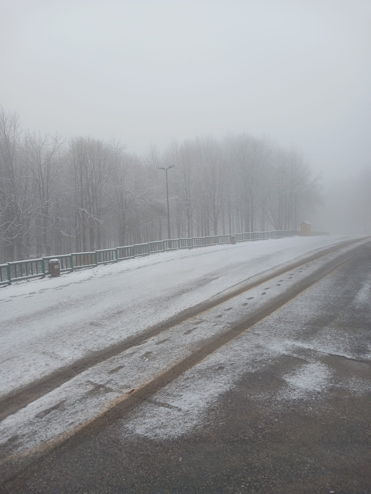 Kocaeli'de Zirve Beyaza Büründü! Kartepe'de Kar Yağışı Devam Ediyor 05