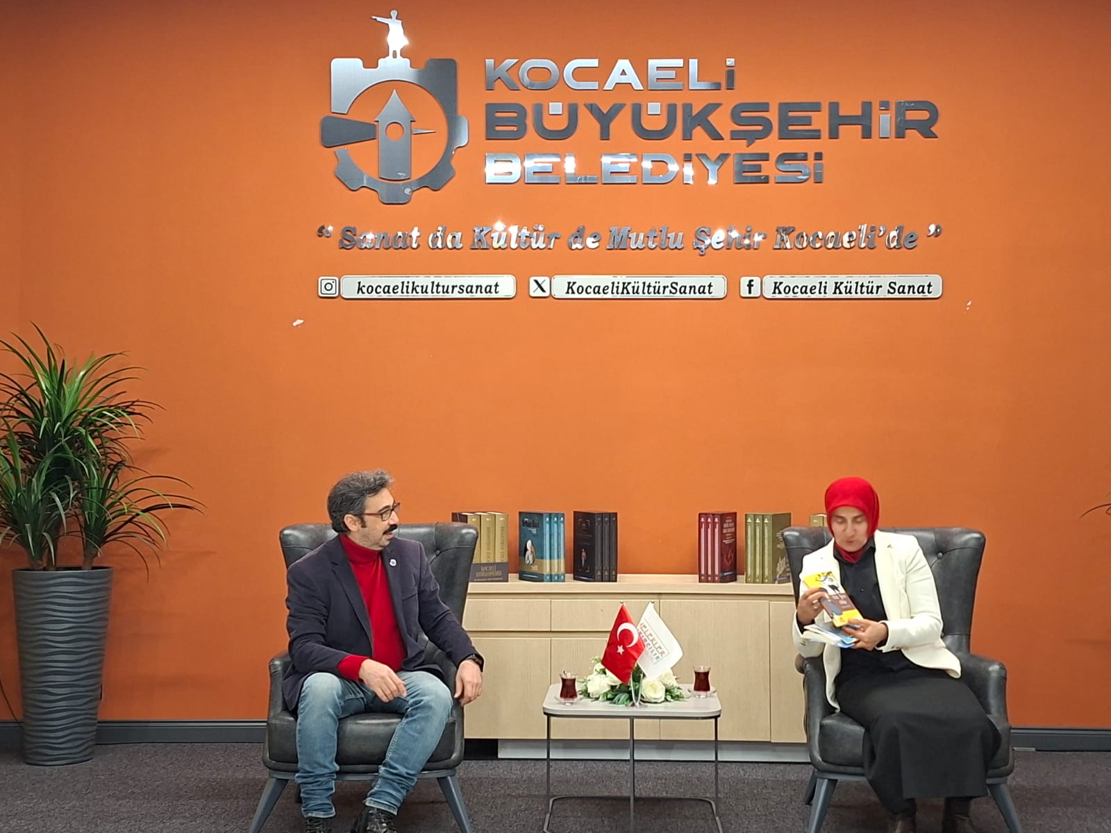 Kocaelili Hayvansever Aktivist İlksen Aydın Okurlarıyla Buluştu 1