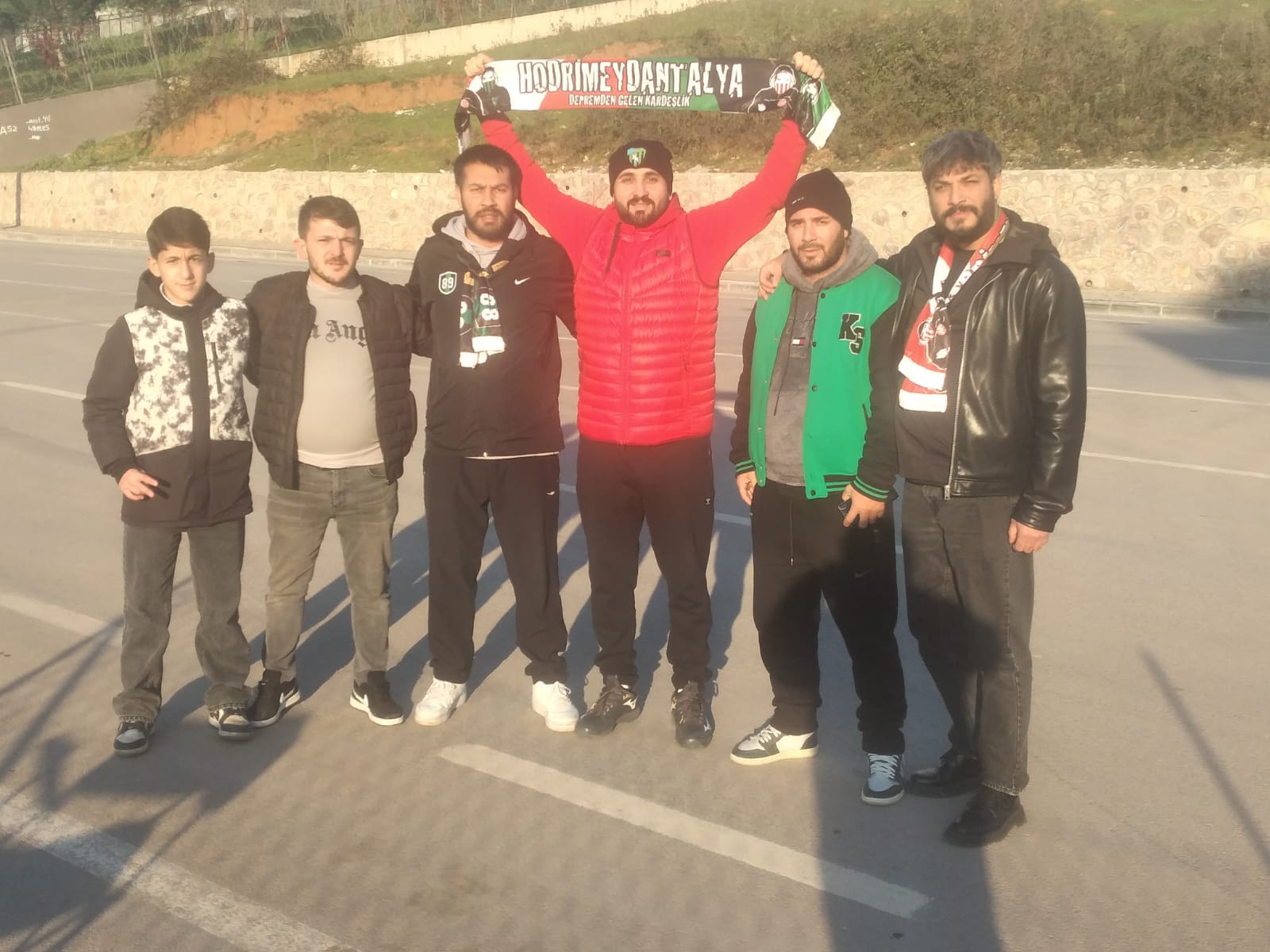 Kocaelispor Antalyaspor Maçı Öncesi Taraftarlardan Stada Yoğun İlgi 2