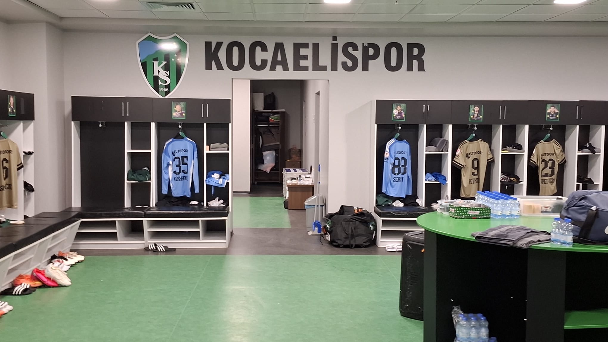 Kocaelispor, Erzurumspor Maçına Gold Formayla Çıkıyor 2