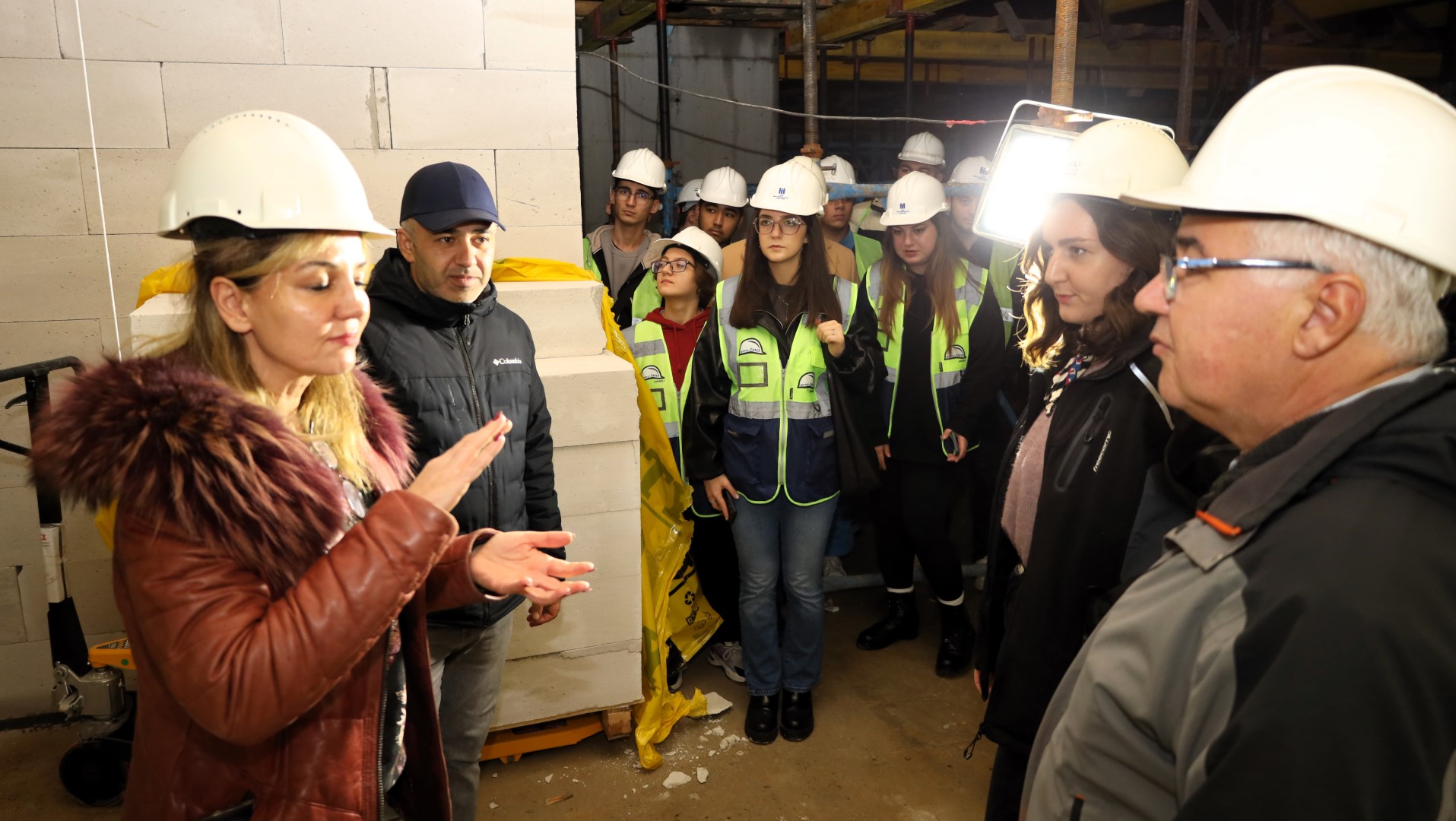 Koü'lü Öğrenciler Büyükşehir'in Projesini İnceledi 3