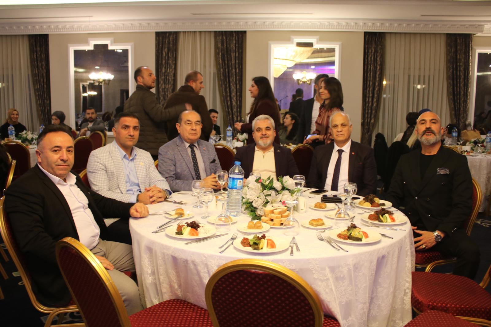 Luxor Garden’da Uras Ege’ye Umut Gecesi (7)