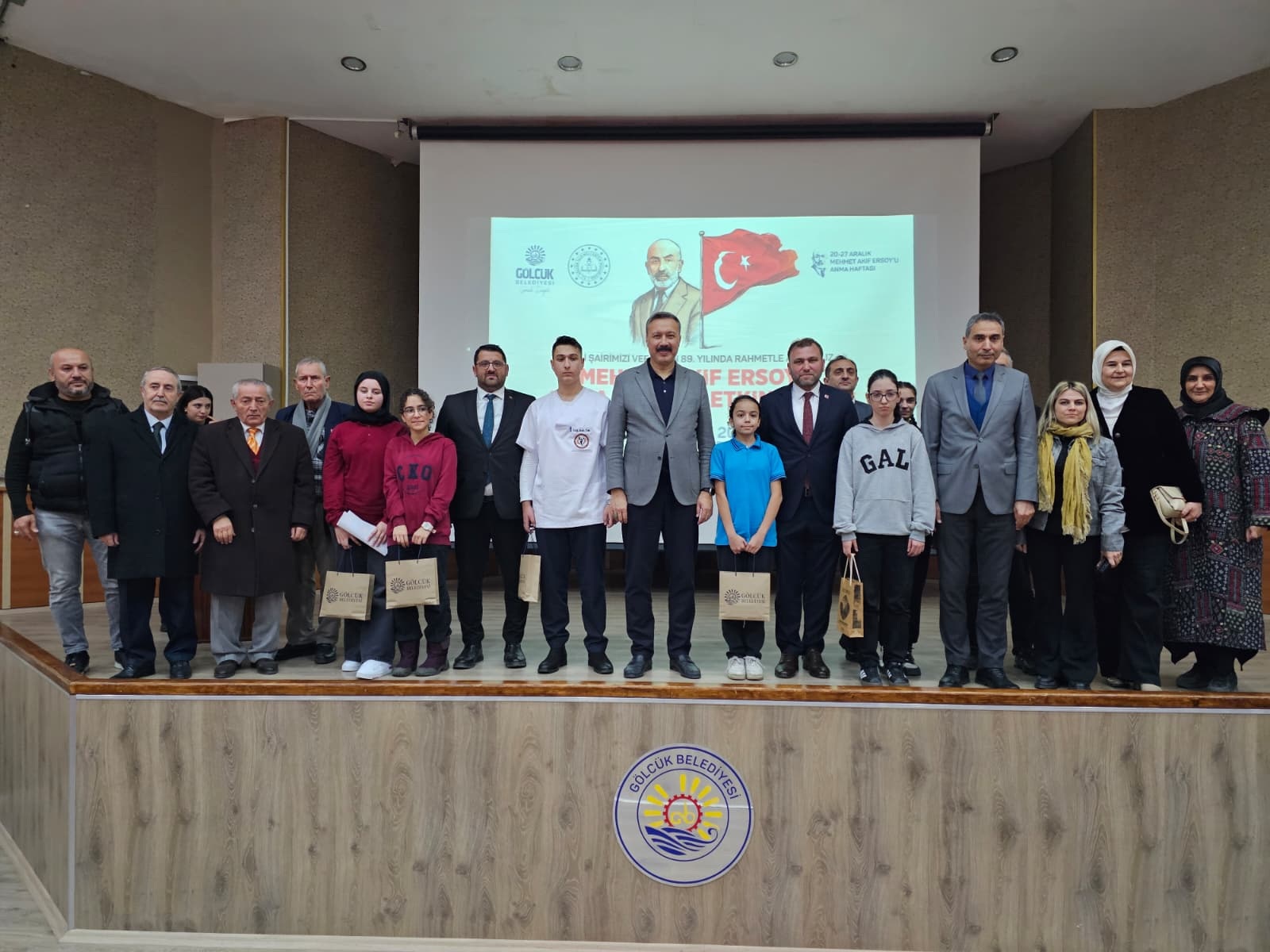 Mehmet Akif Ersoy Gölcük’te Vefatının 89. Yılında Saygıyla Anıldı 10