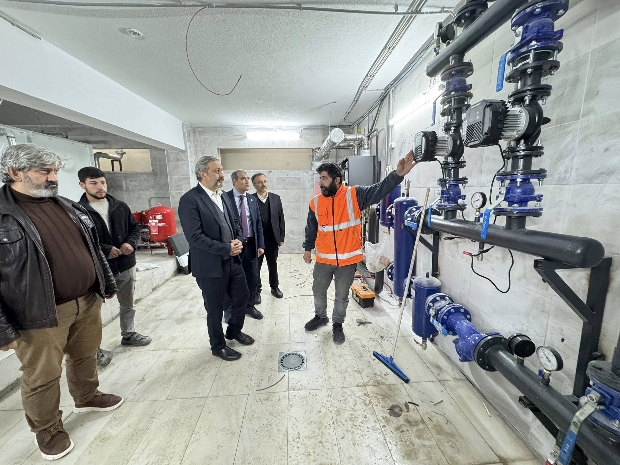 Mehmet Akif Yılmaz, Başiskele’de Yeni Ortaokul İnşaatını İnceledi (2)