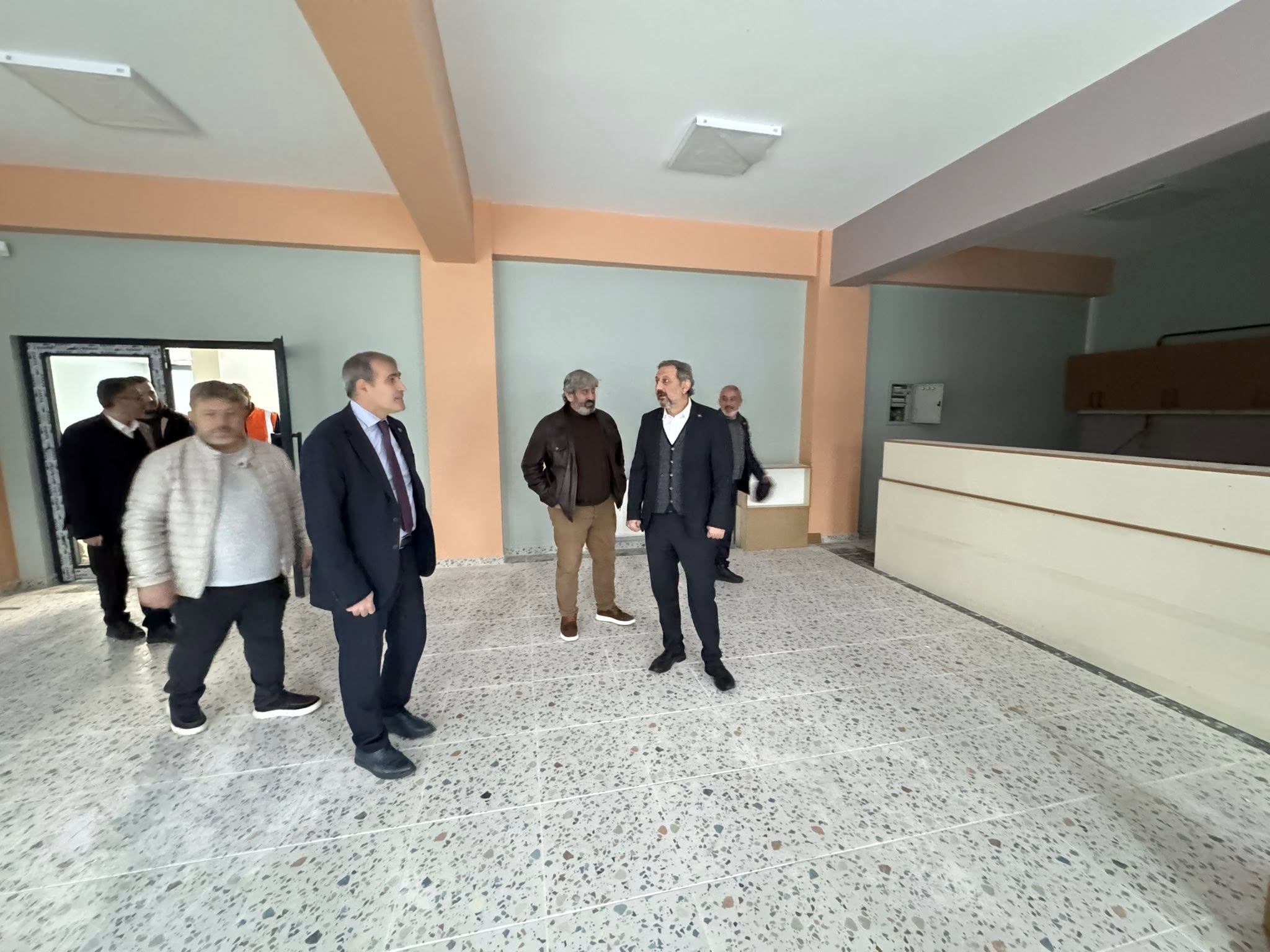 Mehmet Akif Yılmaz, Başiskele’de Yeni Ortaokul İnşaatını İnceledi (9)