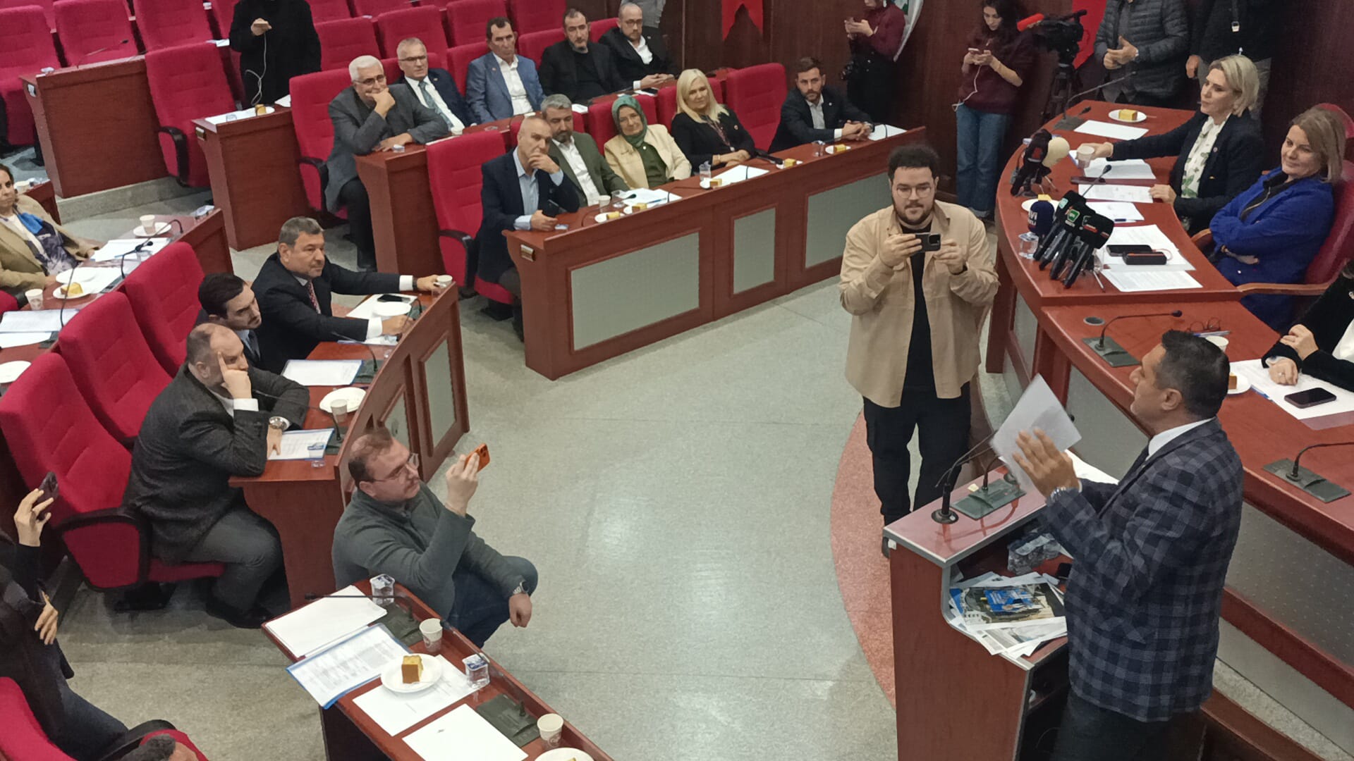 Mhp’li Okan Karagöz’den Kaçak Yapı Sorusu