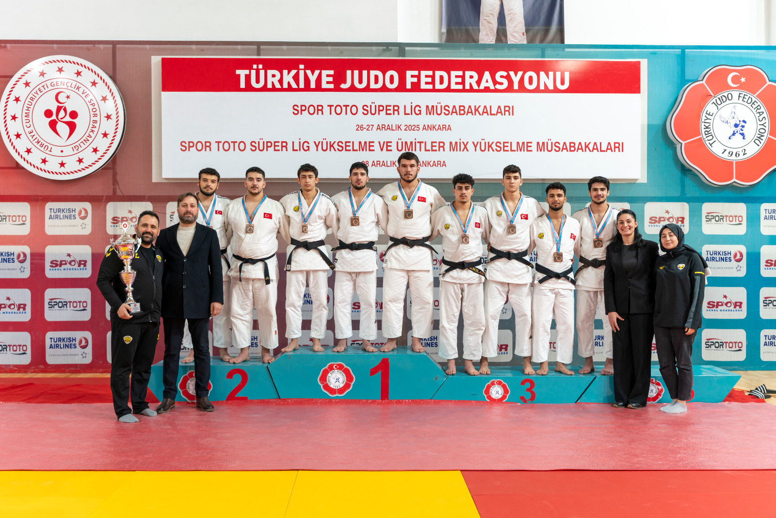 Spor Toto Erkekler Judo Süper Lig’de Şampiyonluğa Kocaeli Büyükşehir Belediye Kağıtspor Ulaştı. Ankara’daki Organizasyonda 14 Kulüpten 113 Sporcu Yarıştı (3)