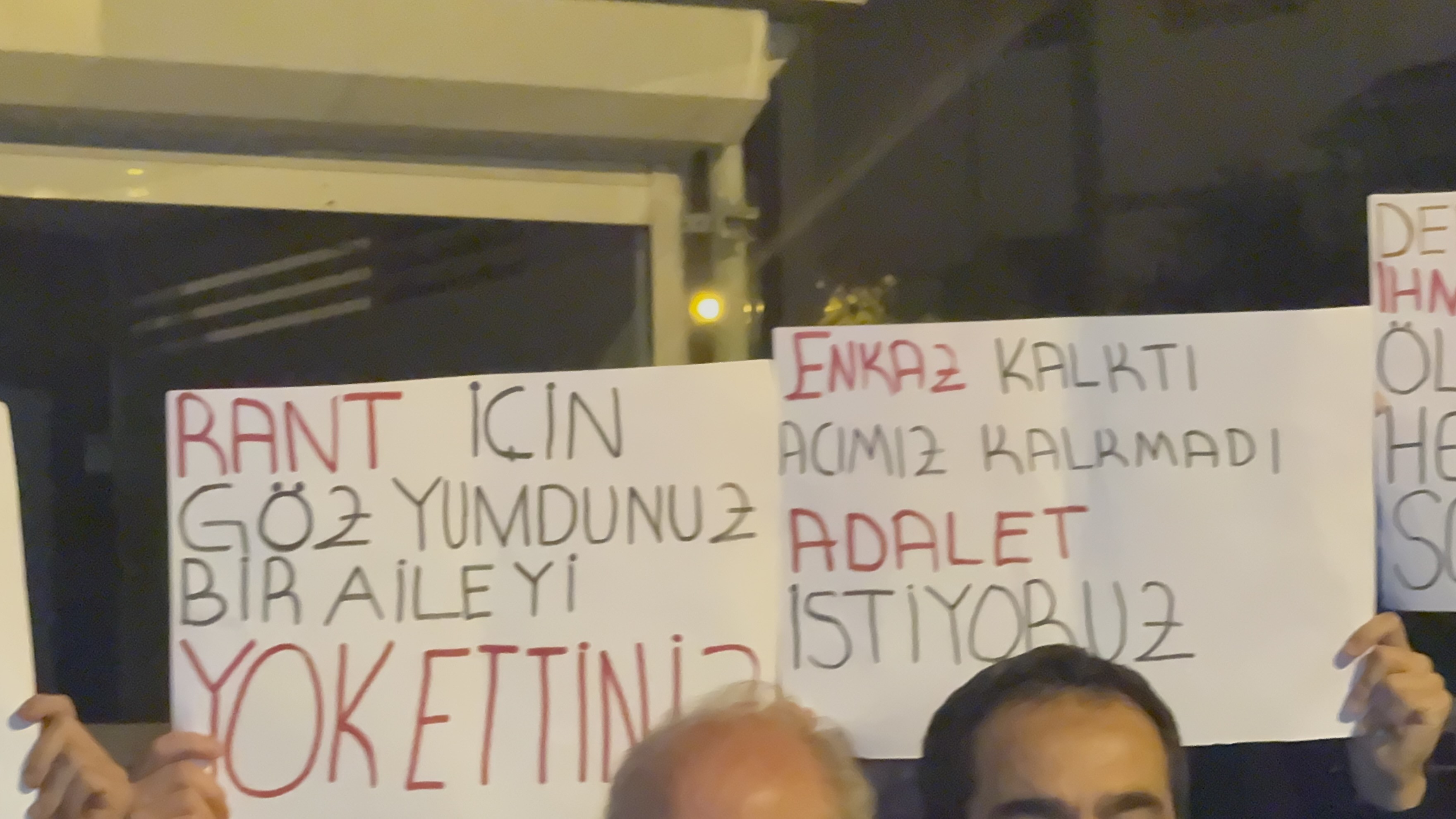 Tahliye Edilen Sakinler Zemin Raporlarını Bekliyor (4)