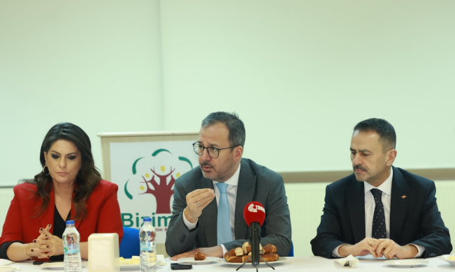 Tbmm Engelli Bireylerin Sorunlarını Araştırma Komisyonu, Kocaeli Temasları Kapsamında Bizimköy Engelliler Üretim Merkezi’nde Incelemelerde Bulundu (2)