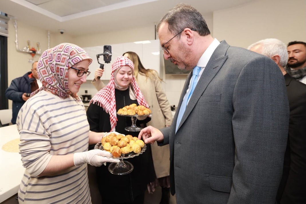 Tbmm Komisyon Başkanı Kasapoğlu’ndan Gonca Engelsiz Yaşam Merkezi’ne Övgü (5)