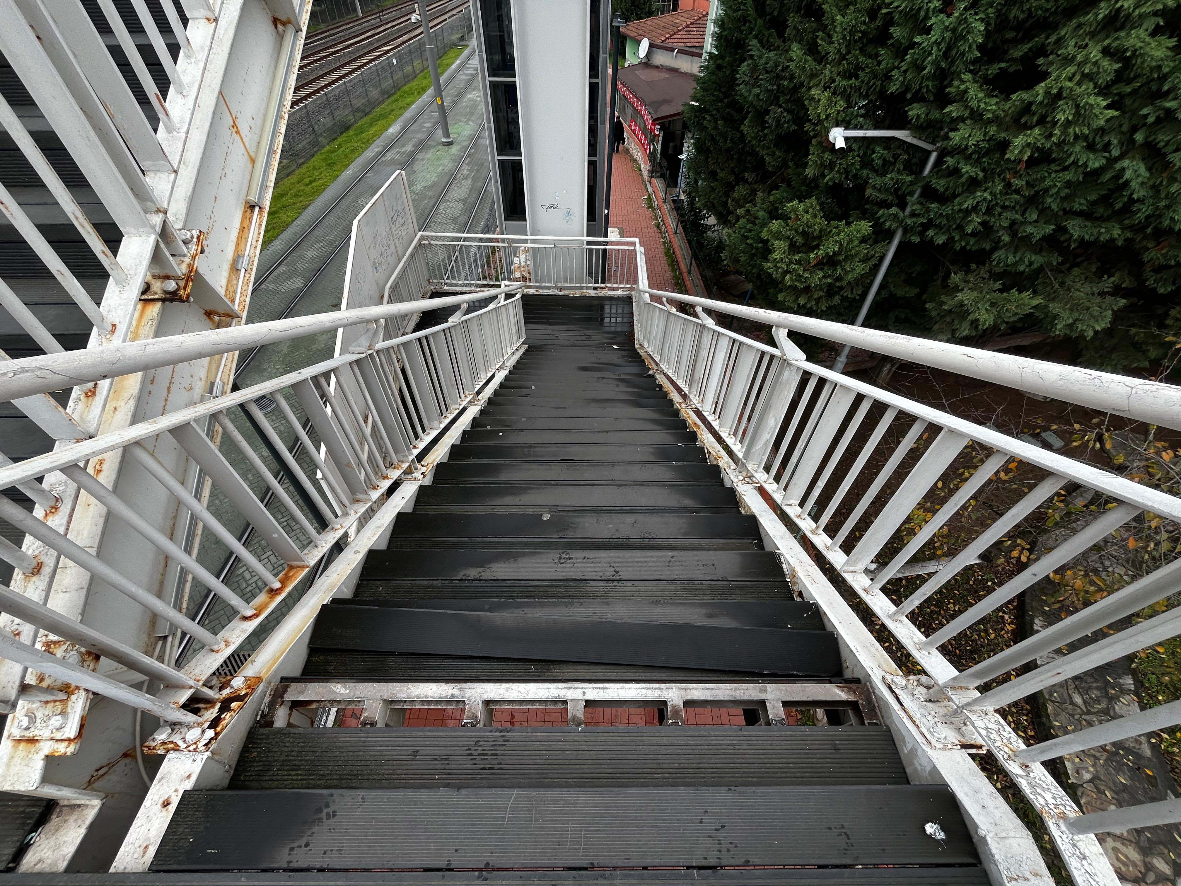 Üst Geçitler Büyükşehir'le Uzun Ömürlü Ve Güvenli (1)