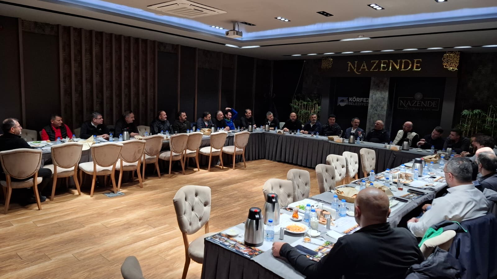 Vali İlhami Aktaş, Pusula Düşünce Derneği’nin Konuğu Oldu 3