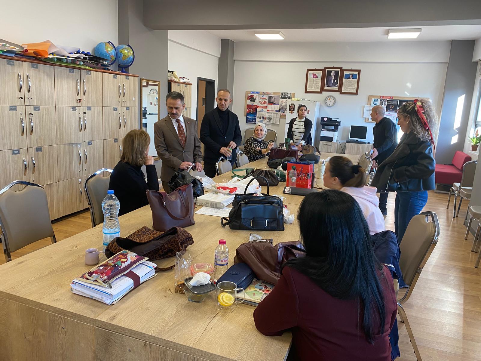 Vali İlhami Aktaş’tan Gebze Anadolu Lisesi’ne Anlamlı Ziyaret 2