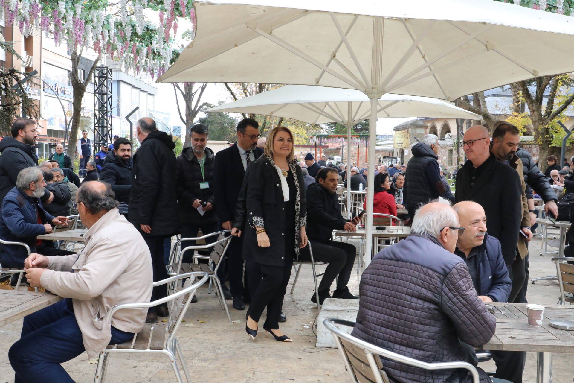 Yeni Cuma Parki Yaz Aylarinda Botanik Bahçesine Dönüsecek (2)-1