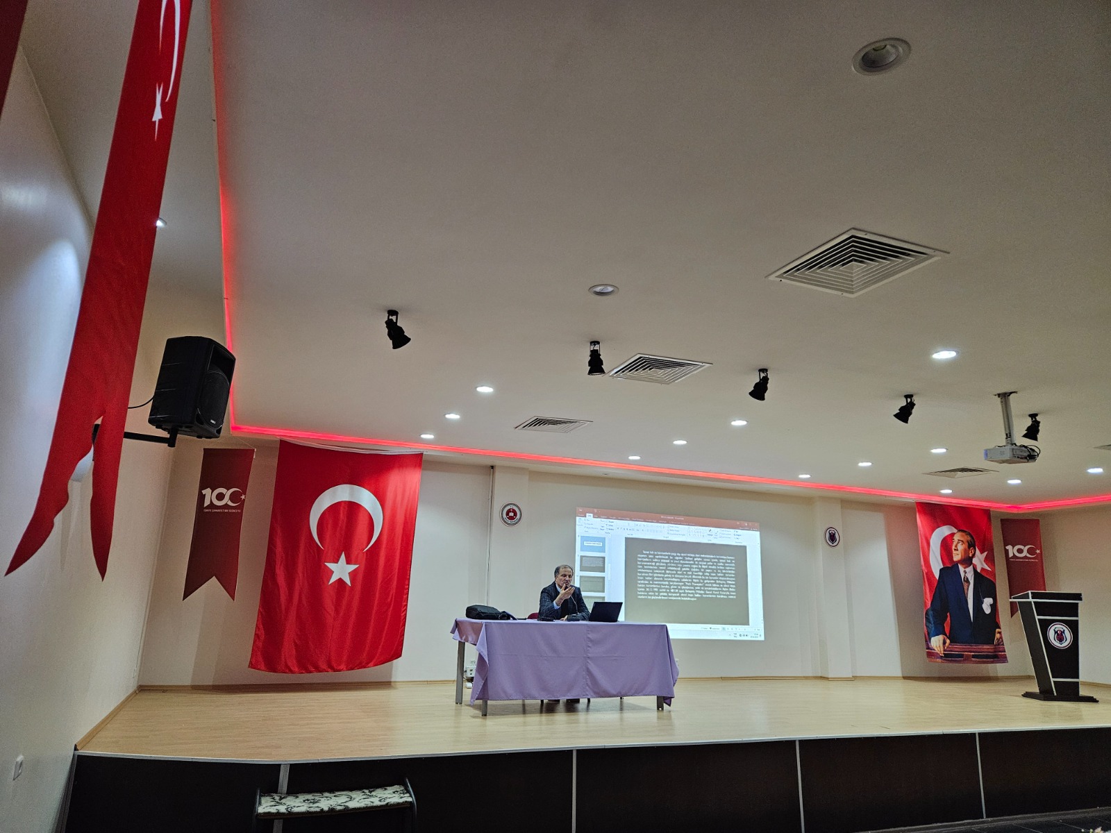 Yoğun Gündemle Geçti (9)