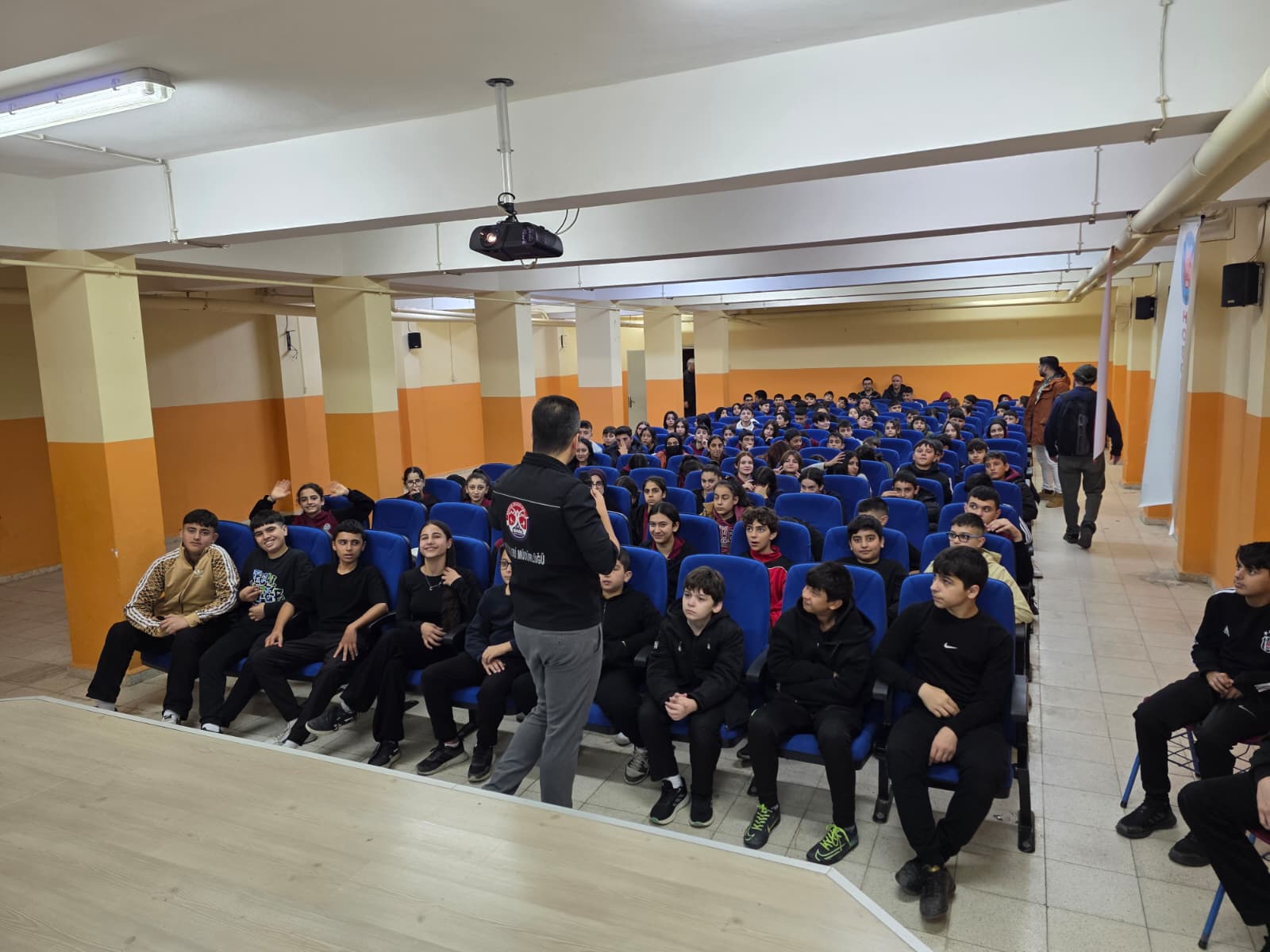 1 Yılda 37 Bin Öğrenciye Hem Eğitim Hem Tatbikat (2)