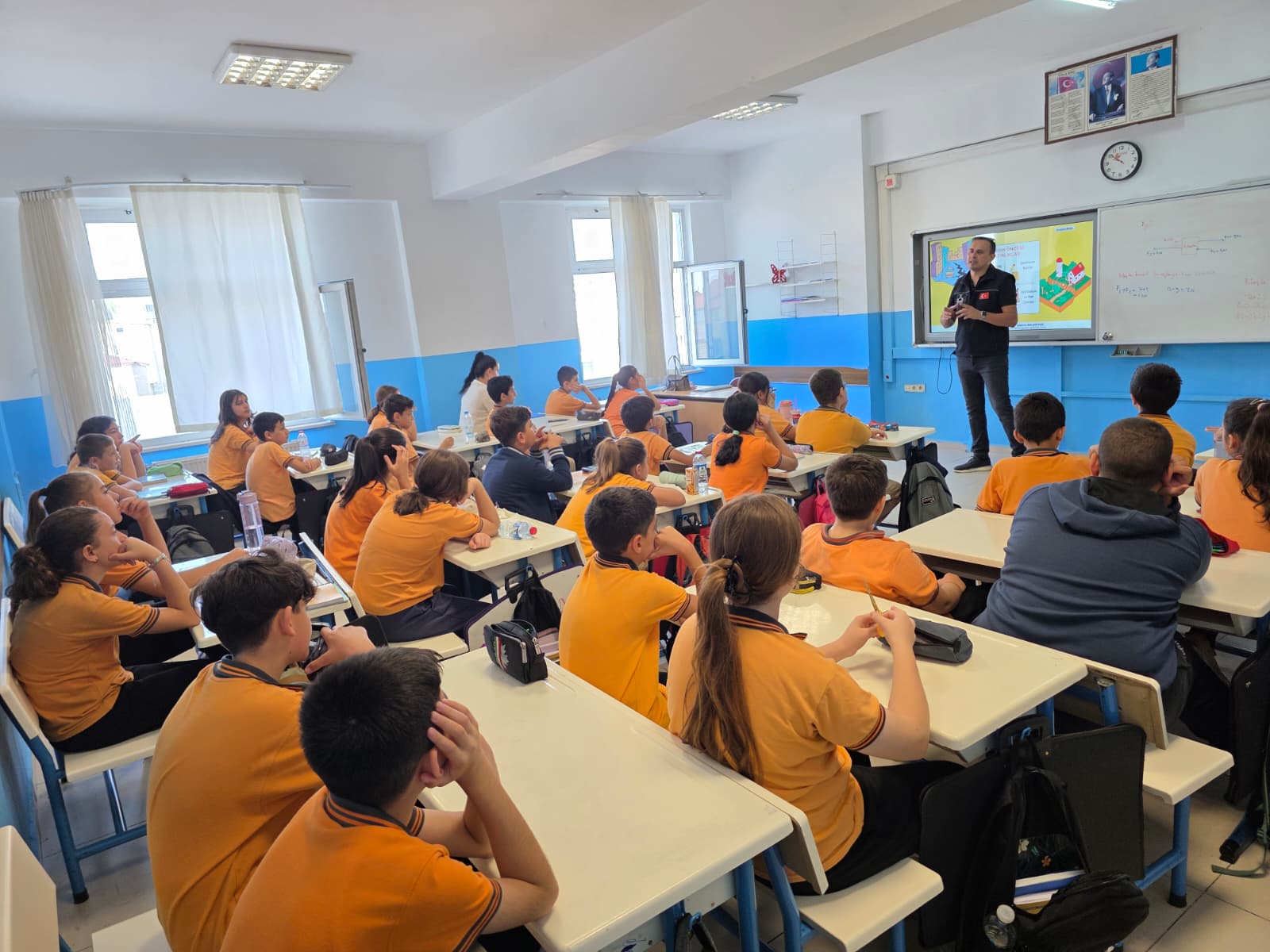 1 Yılda 37 Bin Öğrenciye Hem Eğitim Hem Tatbikat (4)