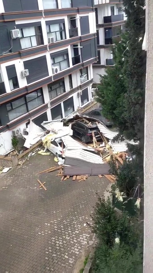 186 Evin Çatısını Uçurdu (7)-1