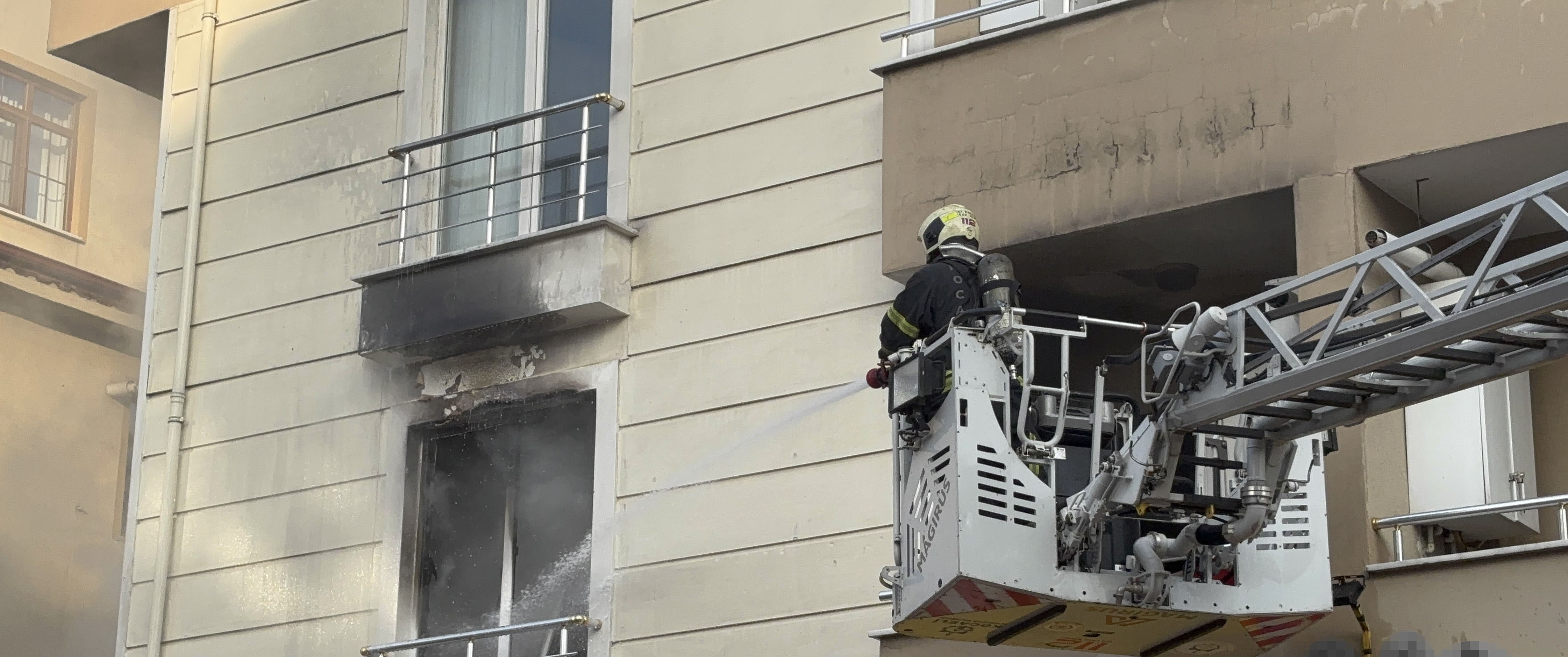 1’İ Çocuk 4 Ki̇şi̇ Dumandan Etki̇lendi̇ (5)