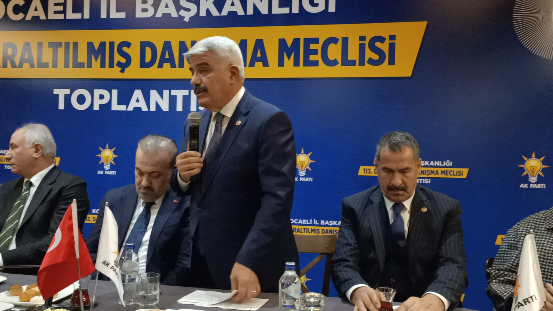 Ak Parti Kocaeli Teşkilatı 113. Danışma Meclisi’nde Bir Araya Geldi (5)