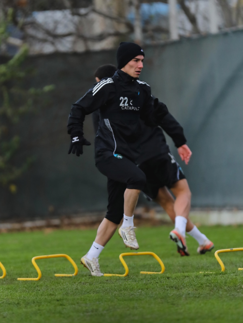 Antrenmanlarını Sürdürdü (1)