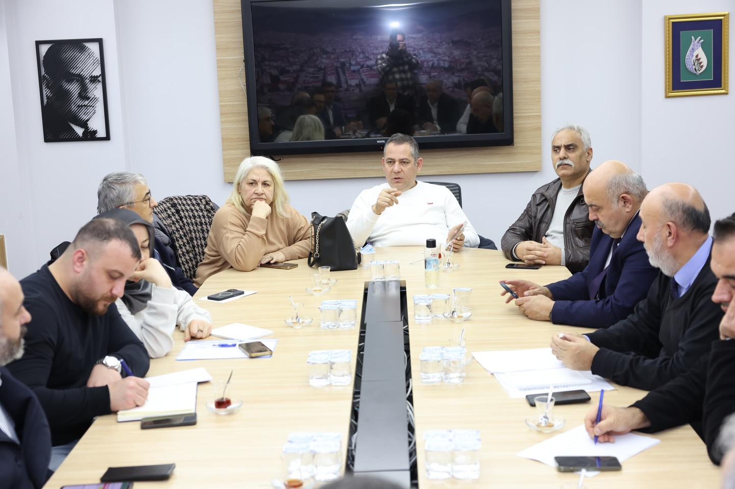 Başkan Gökçe, Muhtarlarla Elektrik Altyapısını Değerlendirdi (3)