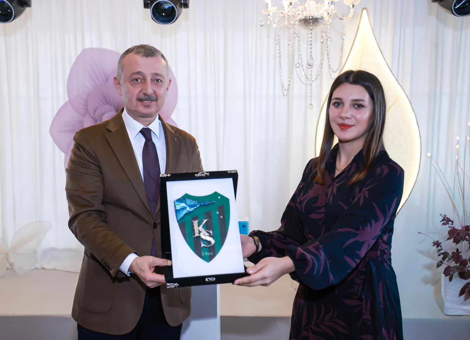 Bizim Için Çıta, Şehrin Mutluluğudur (6)