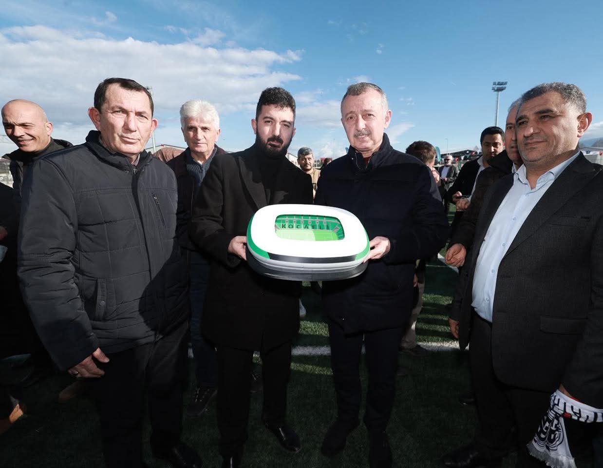 Büyükakın “Geleceği İnşa Eden Yatırımlar Yapıyoruz” (5)