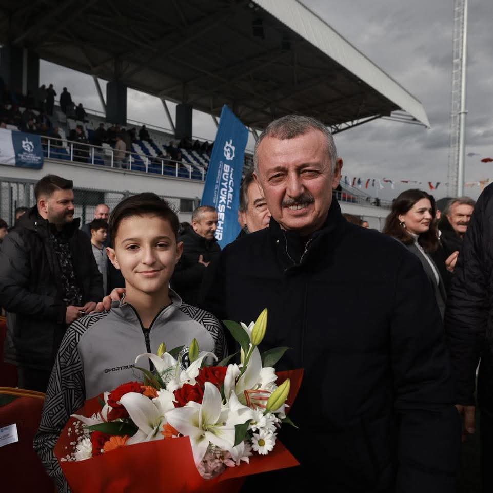 Büyükakın “Geleceği İnşa Eden Yatırımlar Yapıyoruz” (6)