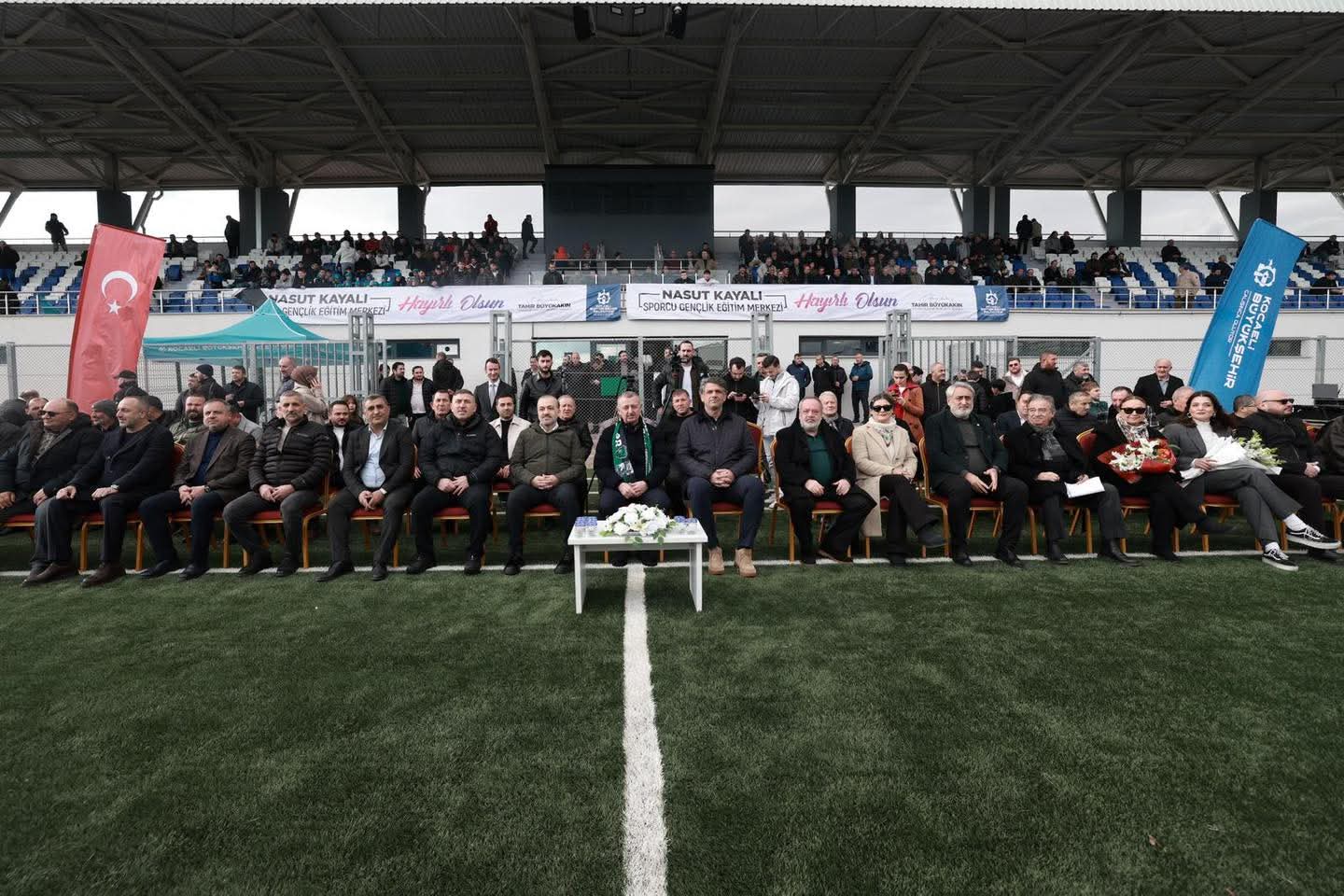 Büyükakın “Geleceği İnşa Eden Yatırımlar Yapıyoruz” (7)