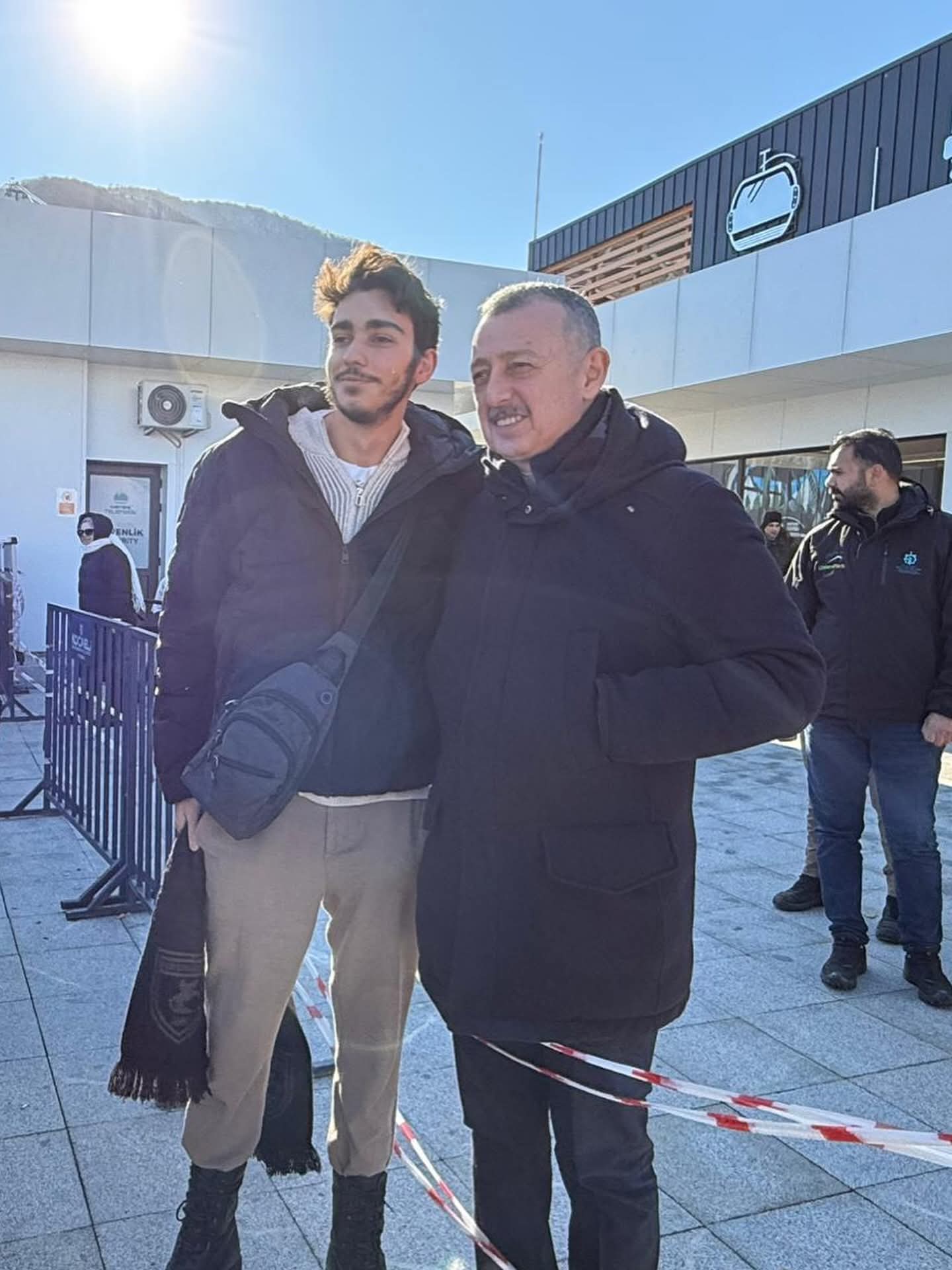 Büyükakın’dan Yeni Yıl Mesaisi Kartepe’de Yoğun İlgi (3)